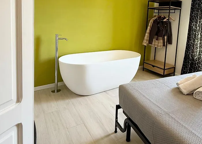 Castelnuovo Castelnuovo Magra