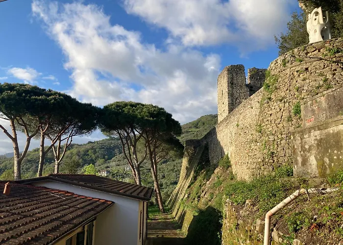 Castelnuovo Castelnuovo Magra